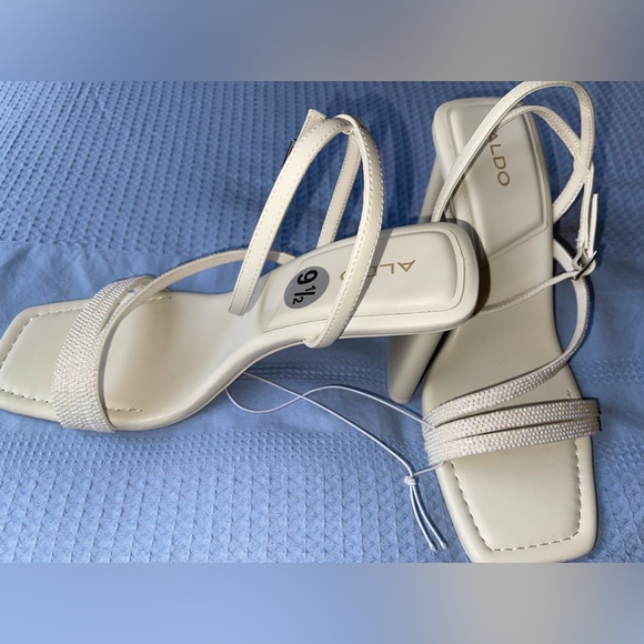 27. Aldo Heels - Picture 1 of 4